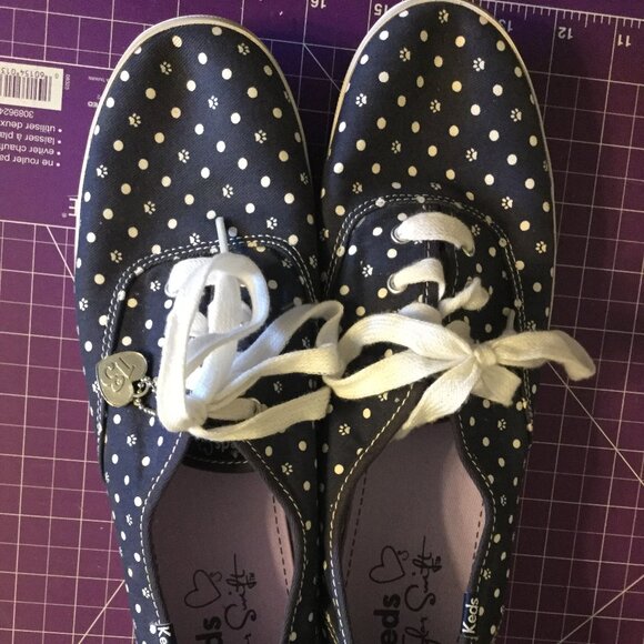 Size 11 Keds Tayler Swift polka dot with paw print sneakers like new condition - Picture 1 of 7